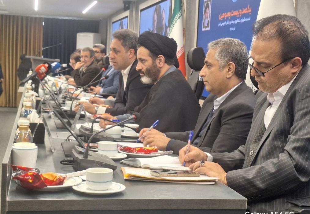حمایت مالی صنعتگران و مشتری محوری اولویت این بانک است
