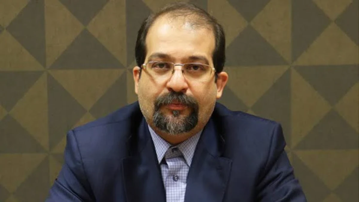 کامبیز پیکارجو رئیس هیات مدیره بیمه البرز شد