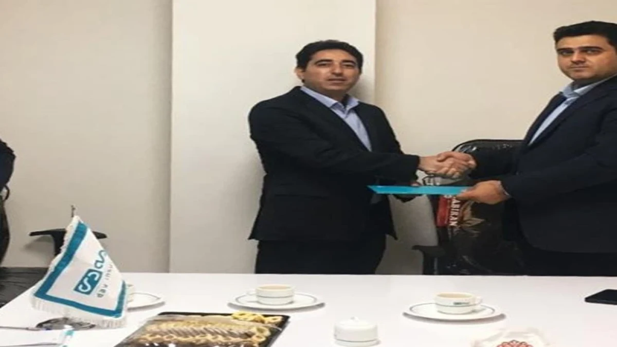 معارفه مدیر جدید شعبه گنبد کاووس بیمه دی / تأکید بر تقویت جایگاه بیمه دی در شرق استان گلستان