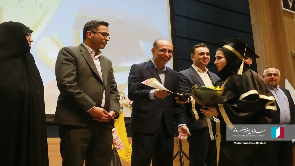 چهارمین جشن دانش‌آموختگی دانشجو معلمان دانشگاه فرهنگیان دخترانه اروند