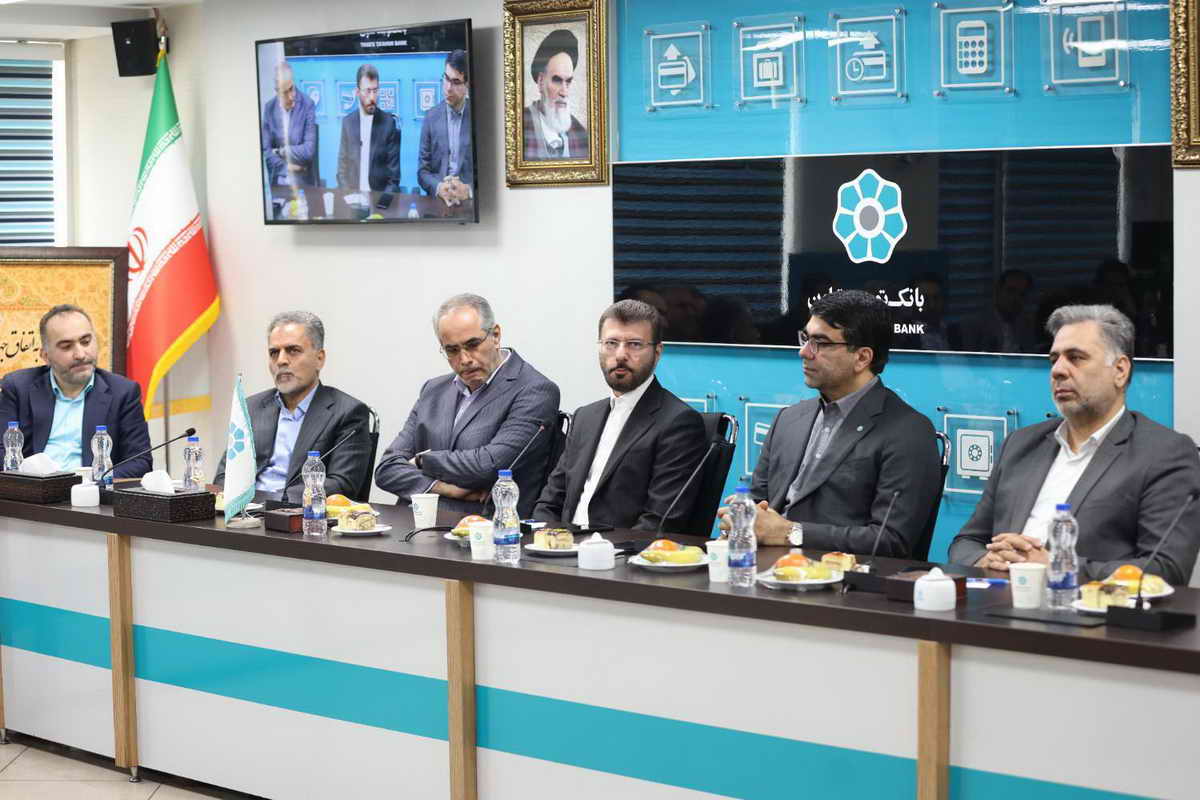 معاون تعاون وزیر تعاون کار ورفاه اجتماعی: بانک توسعه تعاون در توسعه کمی، گسترش اجتماعی و عمق‌بخشی اقتصادی تعاونی‌ها نقش ویژه‌ای دارد
