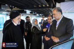 بازدید رئیس جمهور از غرفه بانک دی در نمایشگاه «روایت خدمت»
