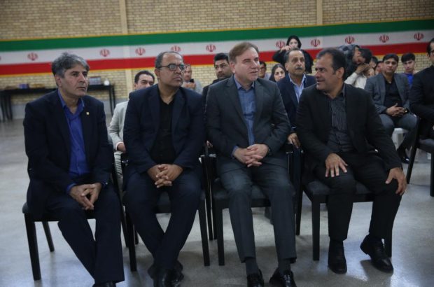 فاز نخست شرکت نور پردازان آران جنوب با حضور استاندار بوشهر افتتاح شد
