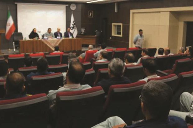 برگزاری تالار گفت‌وگوی مدیریت نیروی انسانی مجتمع فولاد سبا و مسئولین بیمه آسیا
