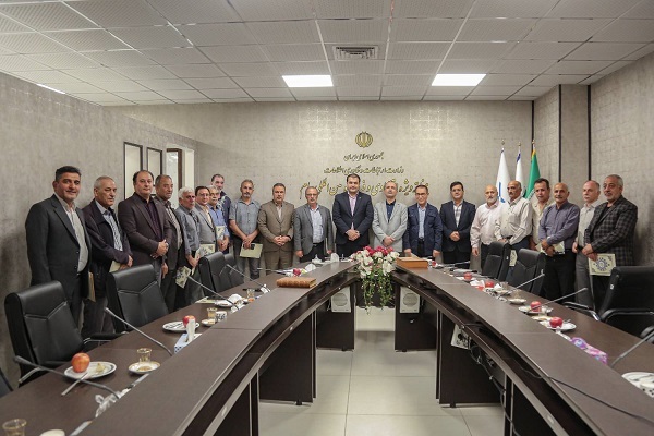 مجاهدت های رزمندگان و ایثارگران در خاطر ملت ایران ماندگار است
