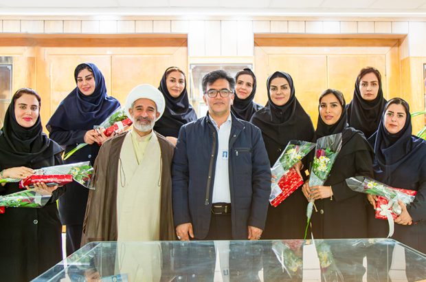 آیین تجلیل از بانوان توانمند شرکت پتروشیمی نوری
