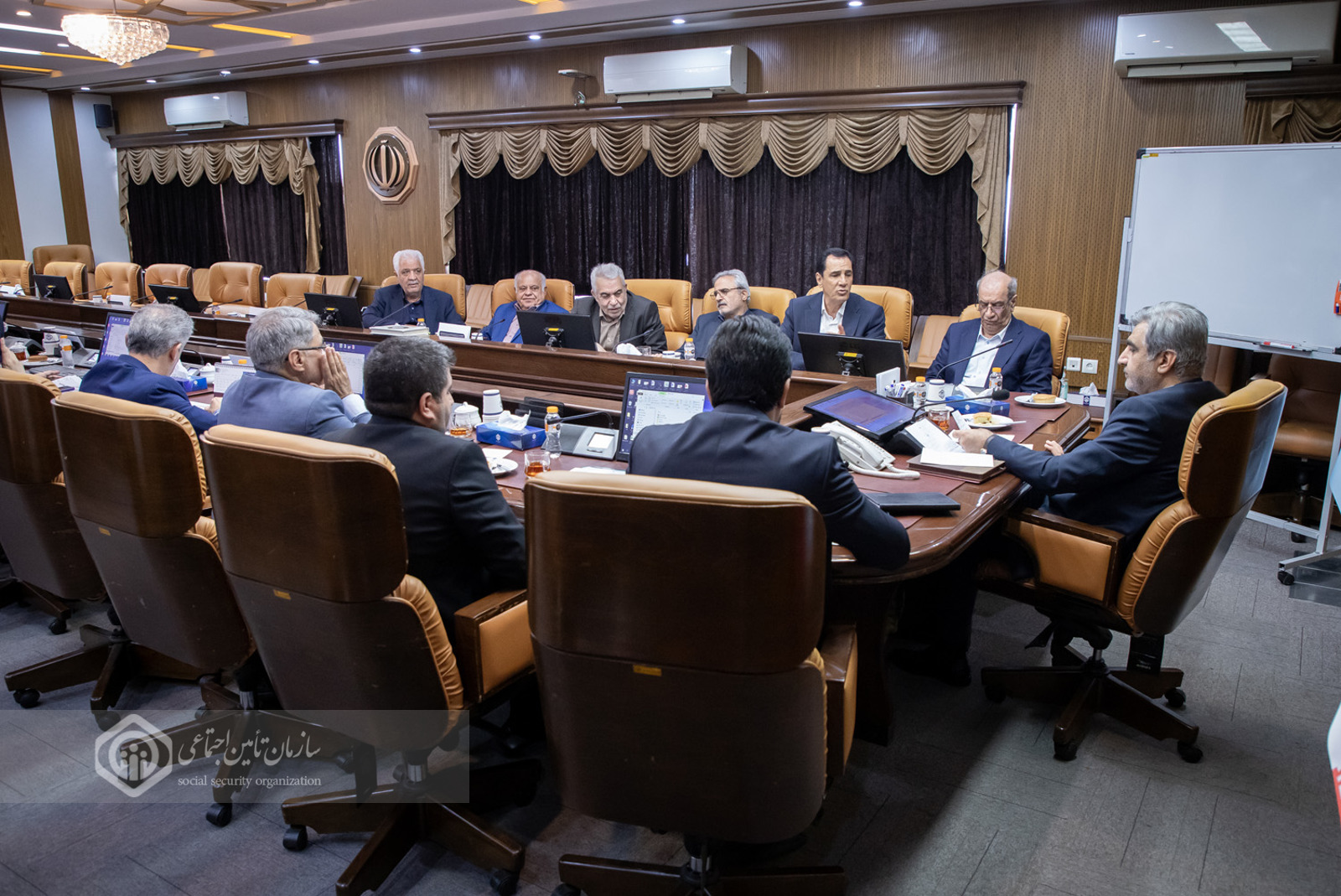 جلسات هم اندیشی مدیرعامل سازمان تامین اجتماعی و کانون عالی بازنشستگان
