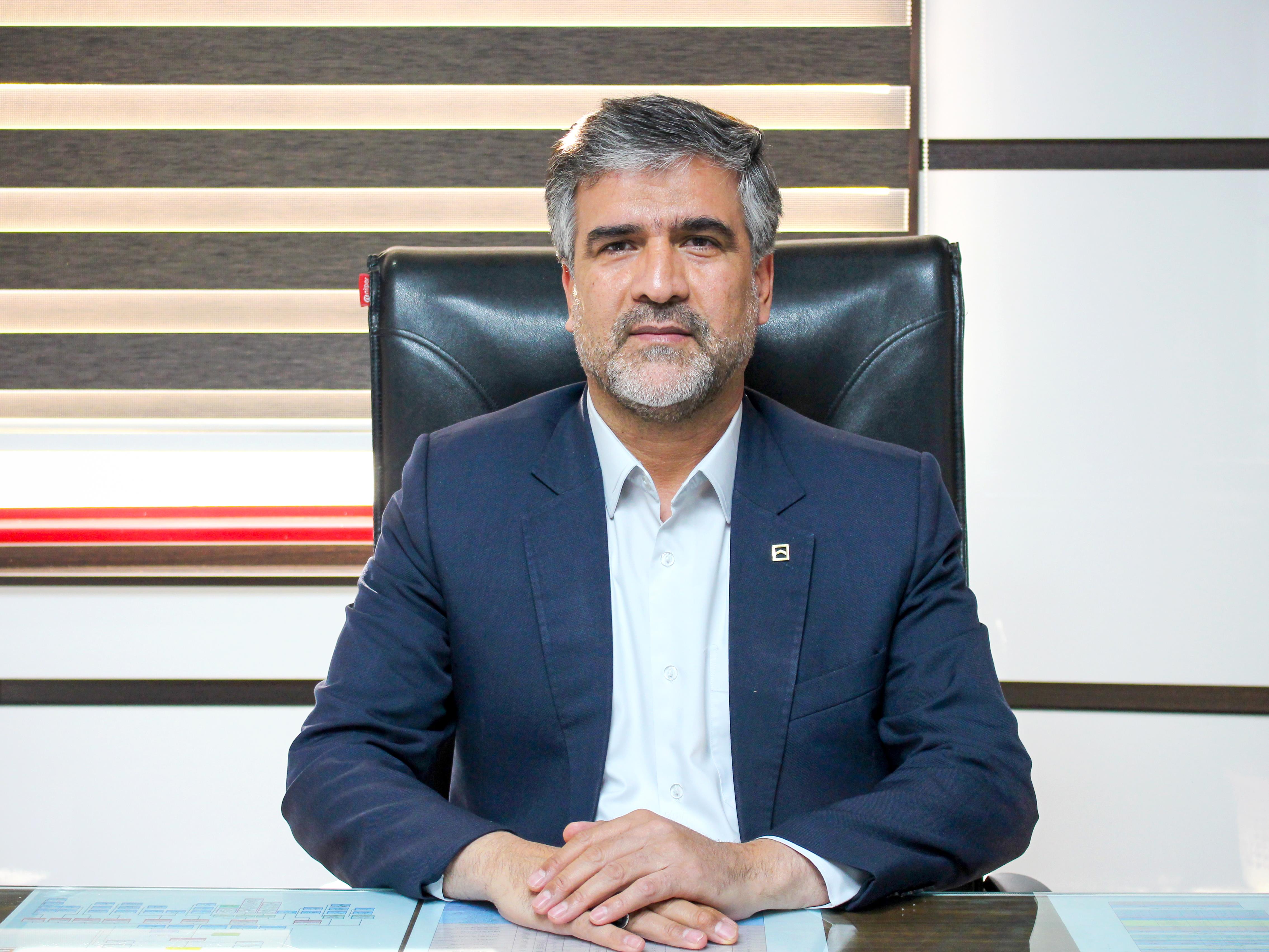 احداث ۳ نیروگاه خورشیدی در مدیریت شعب بانک مسکن سمنان / فروش اقساطی بیش از ۳ هزار واحد نهضت ملی مسکن
