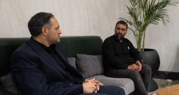 دیدار سرپرست بانک توسعه صادرات ایران با خانواده شهید علی خان‌بیگی