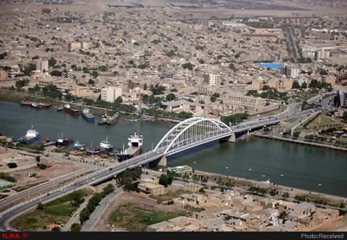 بیش از ۱۱۰۰ خودروی دپو شده از گمرک خرمشهر خارج شد / ترخیص کالاهای اساسی و مواد اولیه تولید در منطقه آزاد اروند سرعت گرفت
