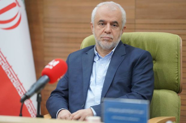 بانک‌ها در ارائه تسهیلات به خانواده‌های ایثارگران نقش حیاتی دارند
