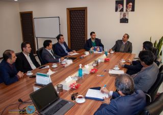 برگزاری نشست اعضای هیئت مدیره شورای هماهنگی تشکل‌های صنفی نمایندگان صنعت بیمه با دبیرکل سندیکای بیمه‌گران ایران
