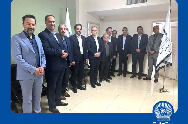 افزایش سودآوری و جلب رضایت سهامداران باید در اولویت برنامه‌های شرکت باشد
