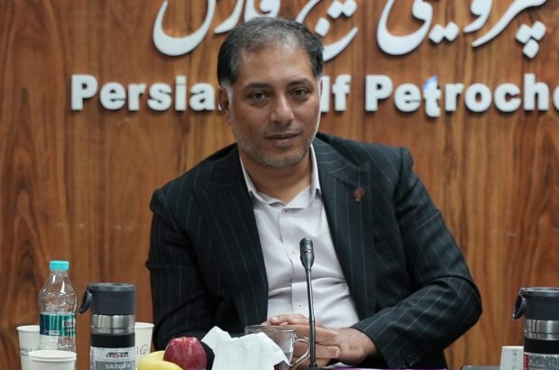 پذیرش پتروشیمی بندر امام در فرابورس تأمین مالی طرح‌های توسعه‌ای را تسهیل می‌کند
