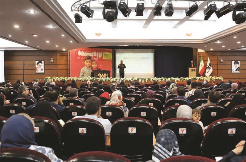 برگزاری همایش «نوردیده» با رویکرد تربیتی برای کودکان خانواده فولاد مبارکه
