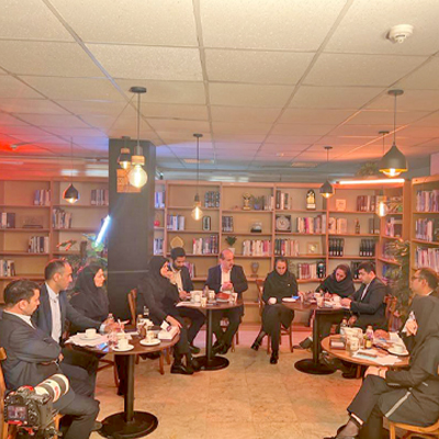 «کافه دانش»، مسیر ارتقای تعامل با مشتریان بانک اقتصادنوین
