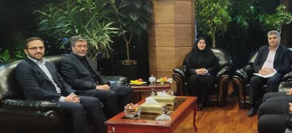 تأکید مدیران عامل بانک کشاورزی و بیمه ایران بر افزایش سطح تعاملات مالی
