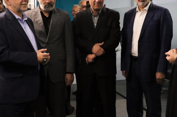 بازدید سرزده مهندس اوحدی از بیمه دی/ بررسی میدانی نحوه بازپرداخت هزینه درمان جامعه ایثارگری در ۴۸ ساعت
