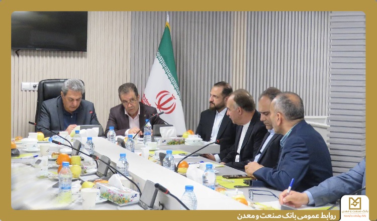 آغاز فصل جدید همکاری میان بانک صنعت و معدن و خانه صمت خراسان رضوی/پرداخت ۱۶ هزار میلیارد ریال تسهیلات به صنایع این استان

