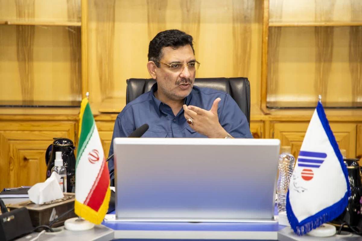 فعالیت اقتصادی، تولید و ایجاد اشتغال مقدس است
