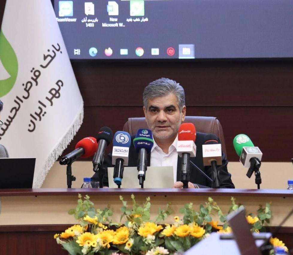 تحقق افزایش سرمایه بانک قرض الحسنه مهر تا 20 هزار میلیارد تومان/  به فکر افزایش خدمات بانکداری شرکتی و ایجاد سوپرمارکت مالی هستیم