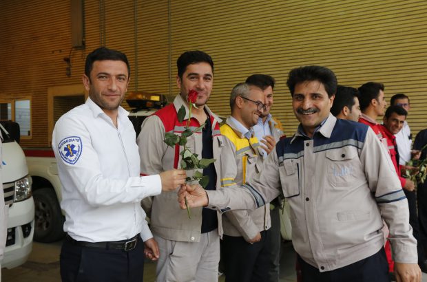 بازدید مدیر ارشد مجتمع و مدیران واحدها از مجتمع و تبریک عید نیمه شعبان و روز مهندس در شرکت پتروشیمی لردگان
