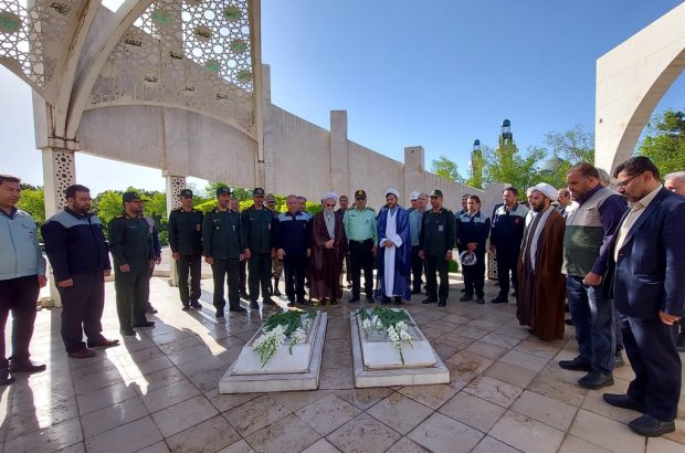 صنعتگران ذوب آهن اصفهان برای ایران قوی تلاش می کنند
