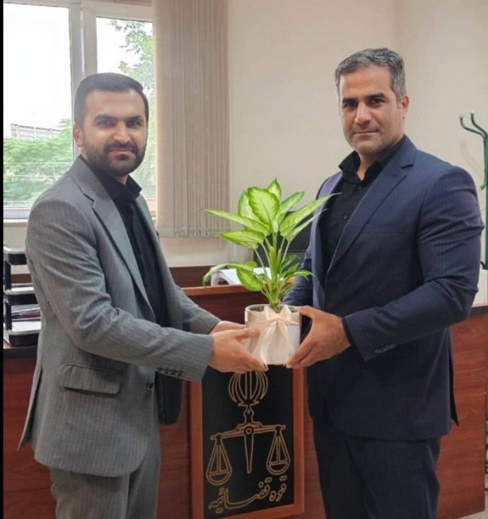 گرامیداشت قوه قضاییه با حضور  مدیر بیمه دی استان گلستان در دادسرای شهرستان گرگان 